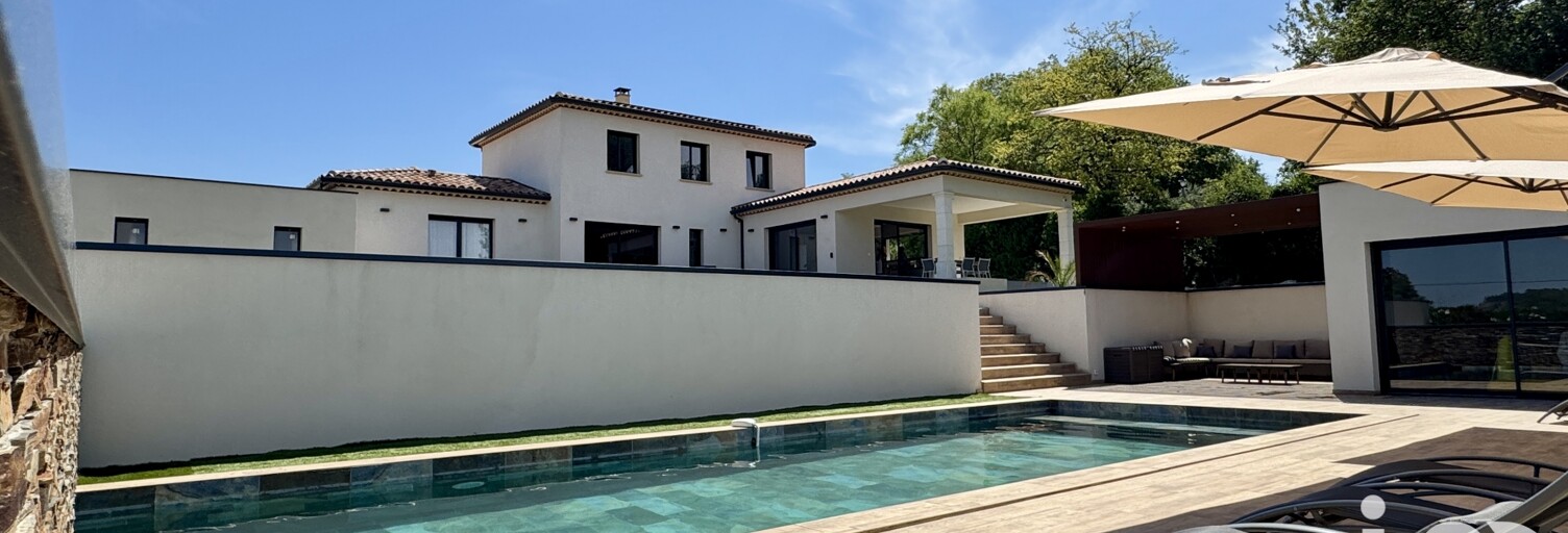 Maison 8 Pièces 214 m² à vendre à Malemort-du-Comtat (84570)