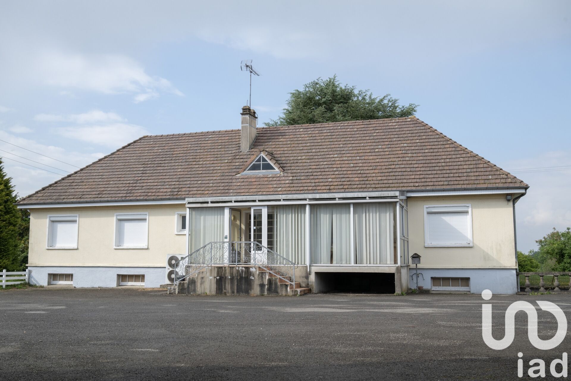 Vente Maison/villa 8 pièces - Photo 2