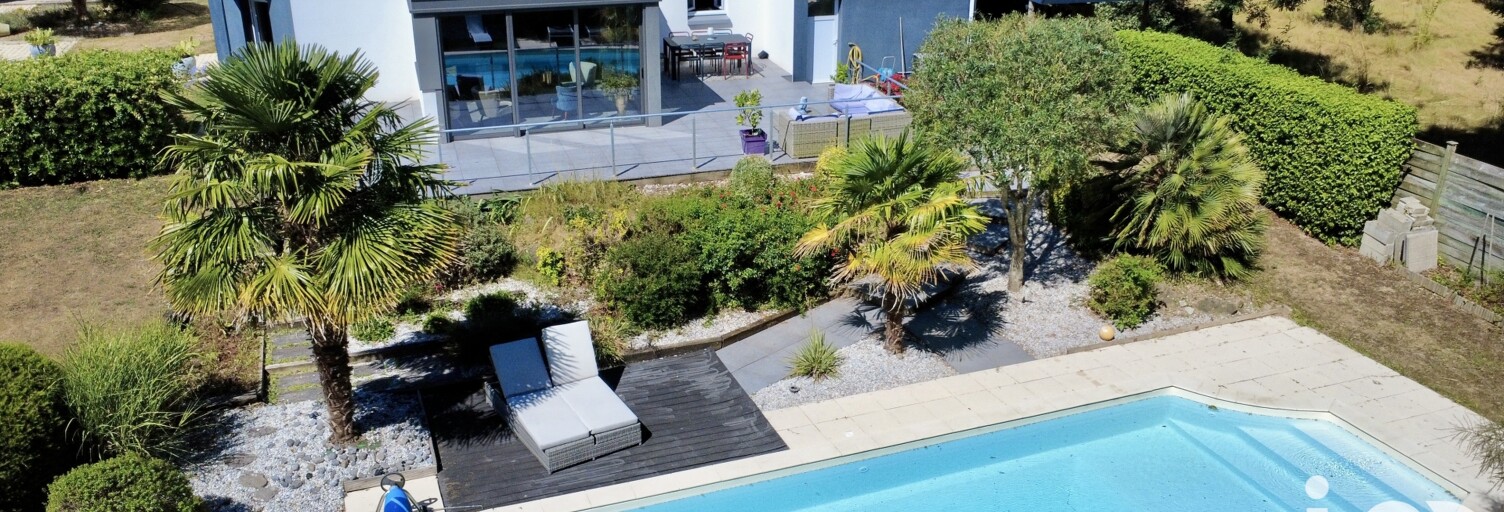 Maison 5 Pièces 141 m² à vendre à La Genétouze (85190)