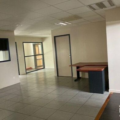 Commerce  550000 €