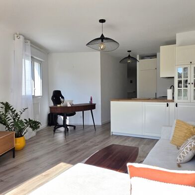 Appartement 3 pièces 258500 €