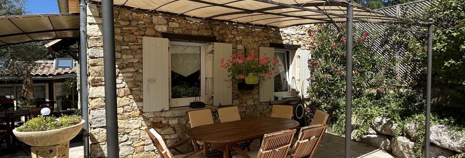 Maison 5 Pièces 176 m² à vendre à Montjoux (26220)