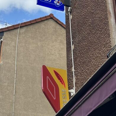 Commerce  267500 €