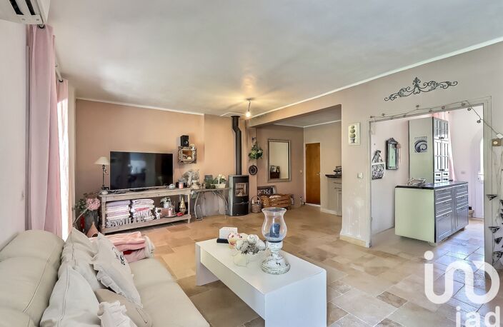 Vente Maison/villa 4 pièces — photo 3