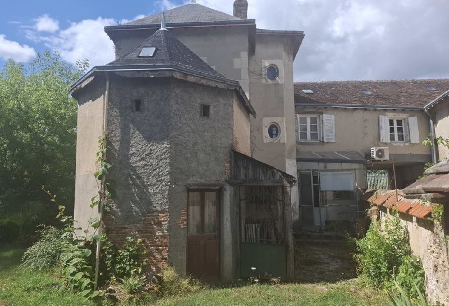 Vente maison 5 pièces 127 m² Buzançais (36500) — photo 1