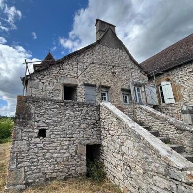 Maison 6 pièces 153725 €