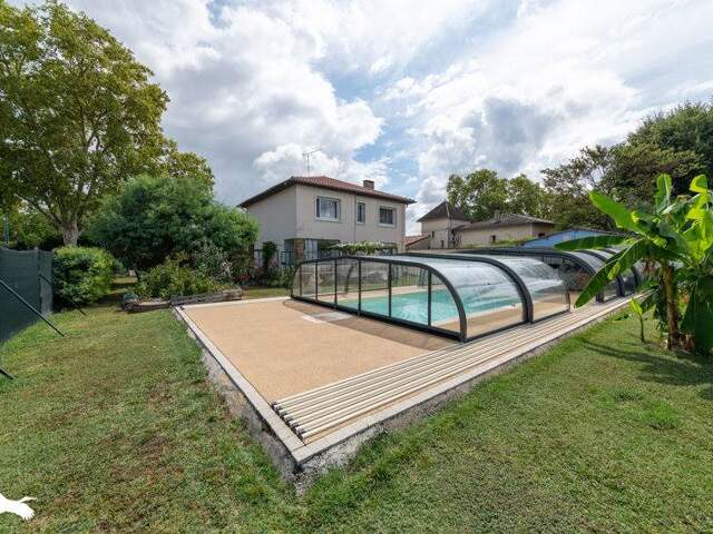 Pavillon de 5 pièces principales — photo du bien