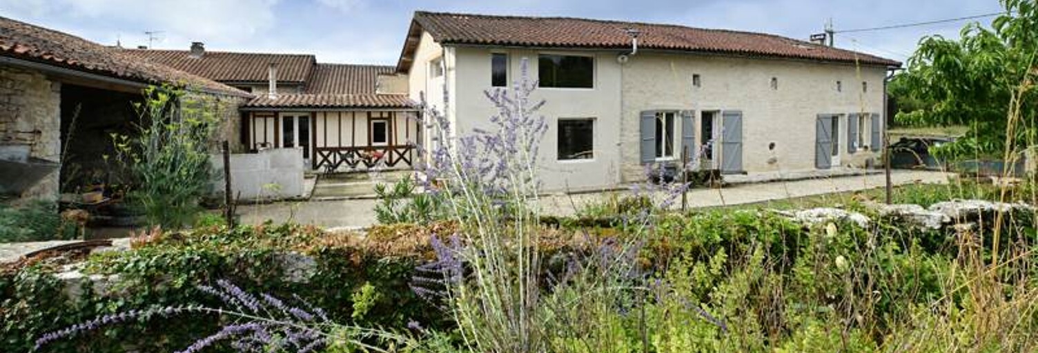 Maison 6 Pièces 194 m² à vendre à Barro (16700)