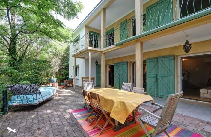 Villa de 6 pièces principales — photo 3