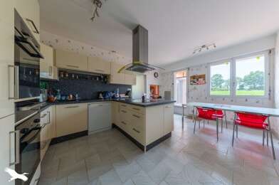 Maison 6 pièces 254880 €