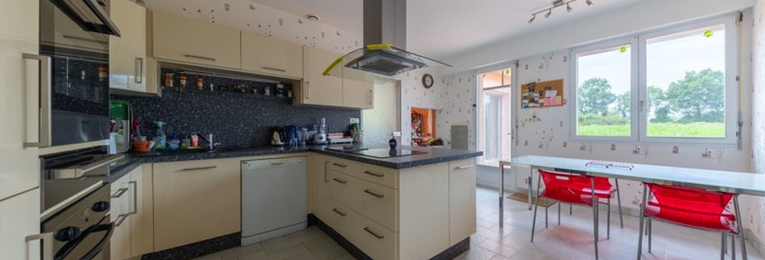 Maison 6 Pièces 190 m² à vendre à Nesmy (85310)
