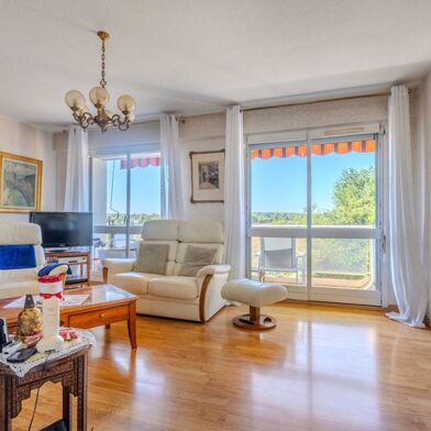 Appartement 4 pièces 262400 €