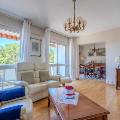 Appartement 4 pièces 262400 €