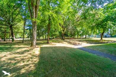 Appartement 4 pièces 249324 €