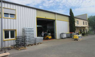 Local industriel  504 m² à louer à Rodez (12000)