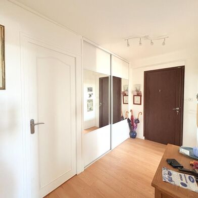 Appartement 3 pièces 353400 €