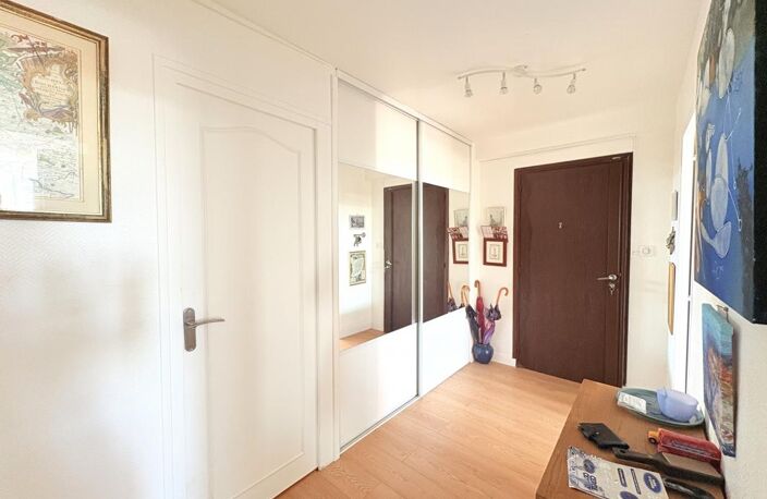 Appartement T3 de  80 m² ascenseur & terrasse – Exclusivité Orpi — photo 5