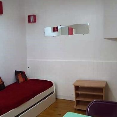 Appartement 1 pièces 450 €