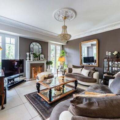 Maison 5 pièces 1195000 €