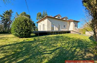 Jolie villa à Puycelsi — photo du bien