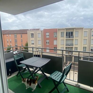 Appartement 3 pièces 802 €