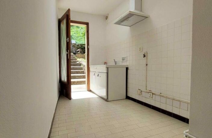 VENTE : appartement T5 de 133m² à SAINT LAURENT DU PONT — photo 4