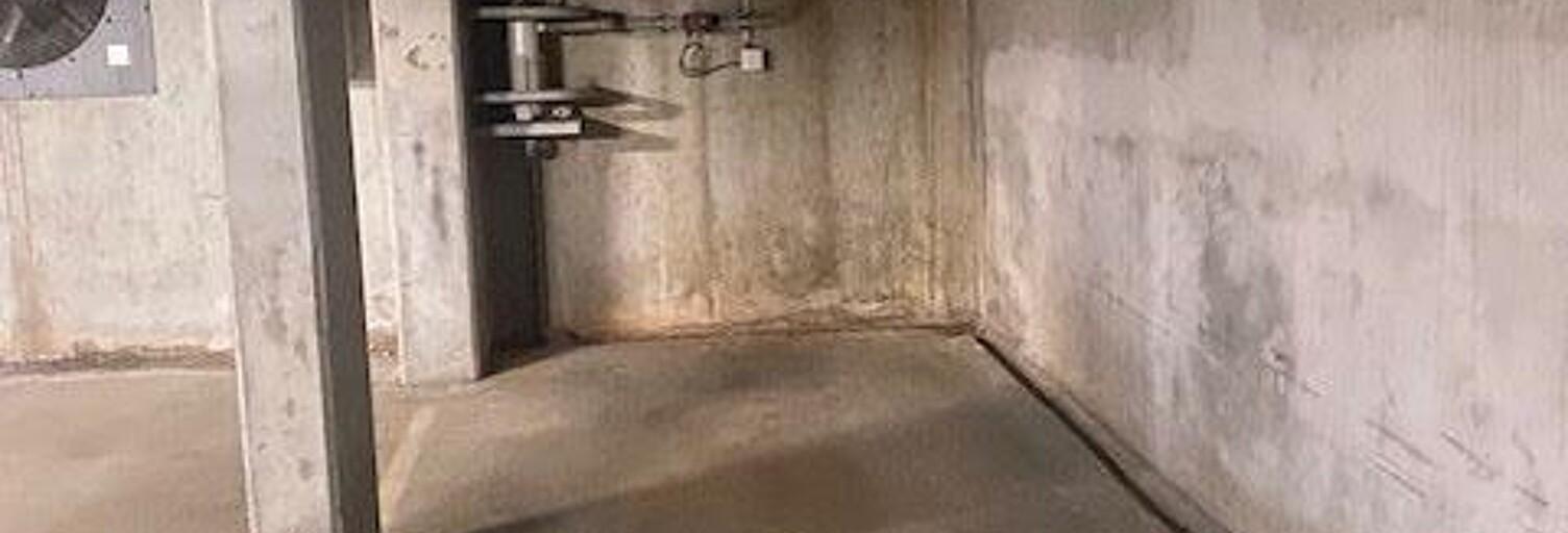 Garage   m² à louer à Toulouse (31500)