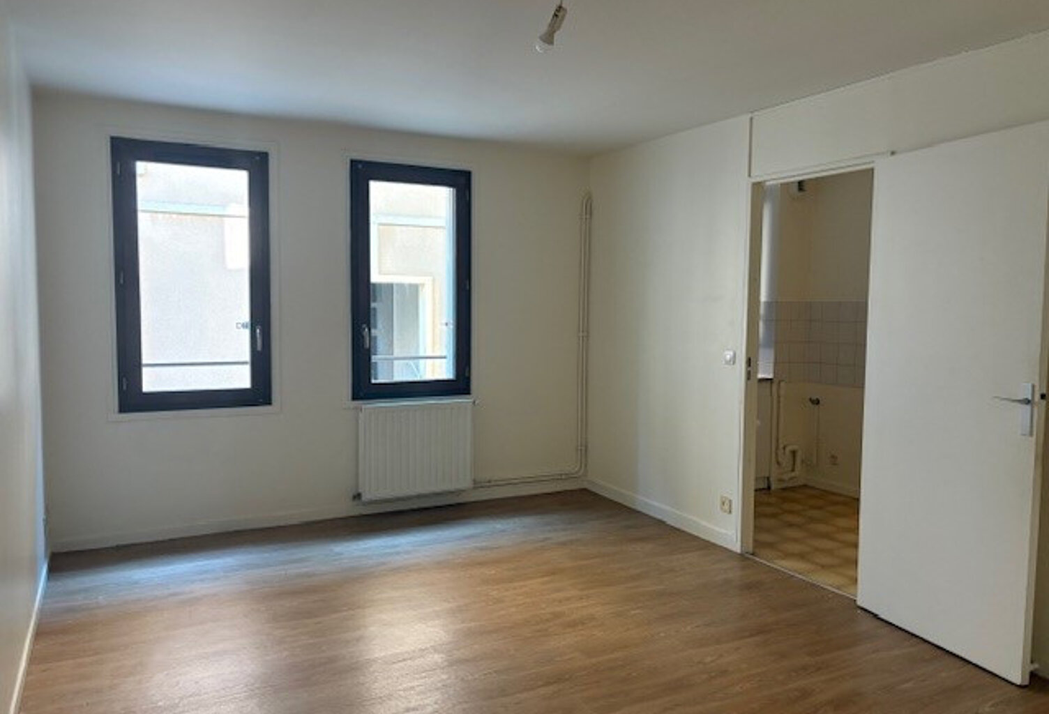 Leasing Appartement 3  pièces 60 m² La Châtre — photo 1