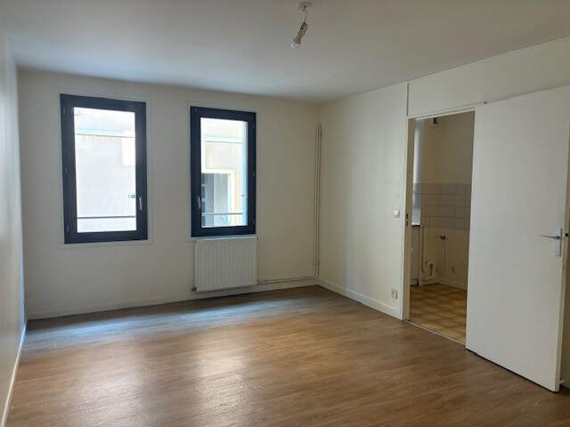 Leasing Appartement 3  pièces 60 m² La Châtre — photo du bien