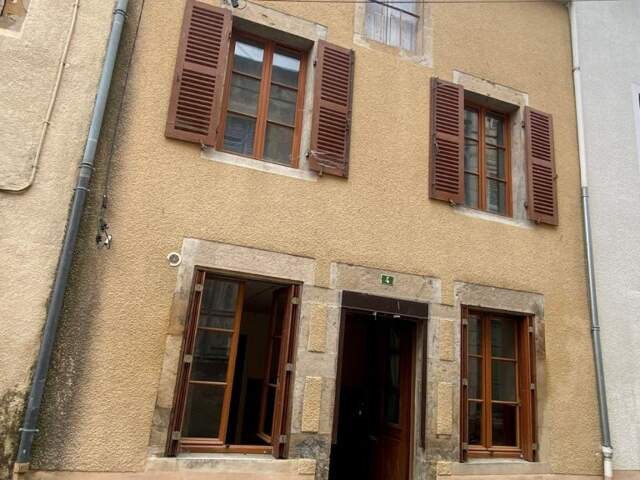 MAISON MITOYENNE 60.53 M2 - COEUR VILLAGE TOUS COMMERCES 29000 € — photo du bien