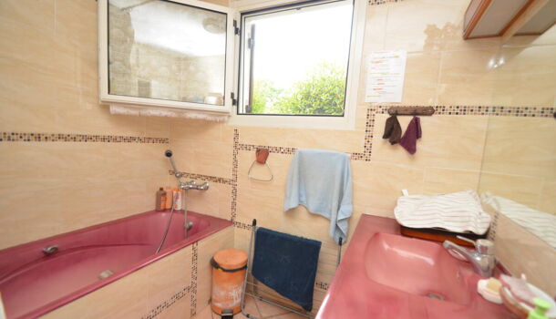 Villa / Maison 5 pièces  à vendre Ménesplet 24700