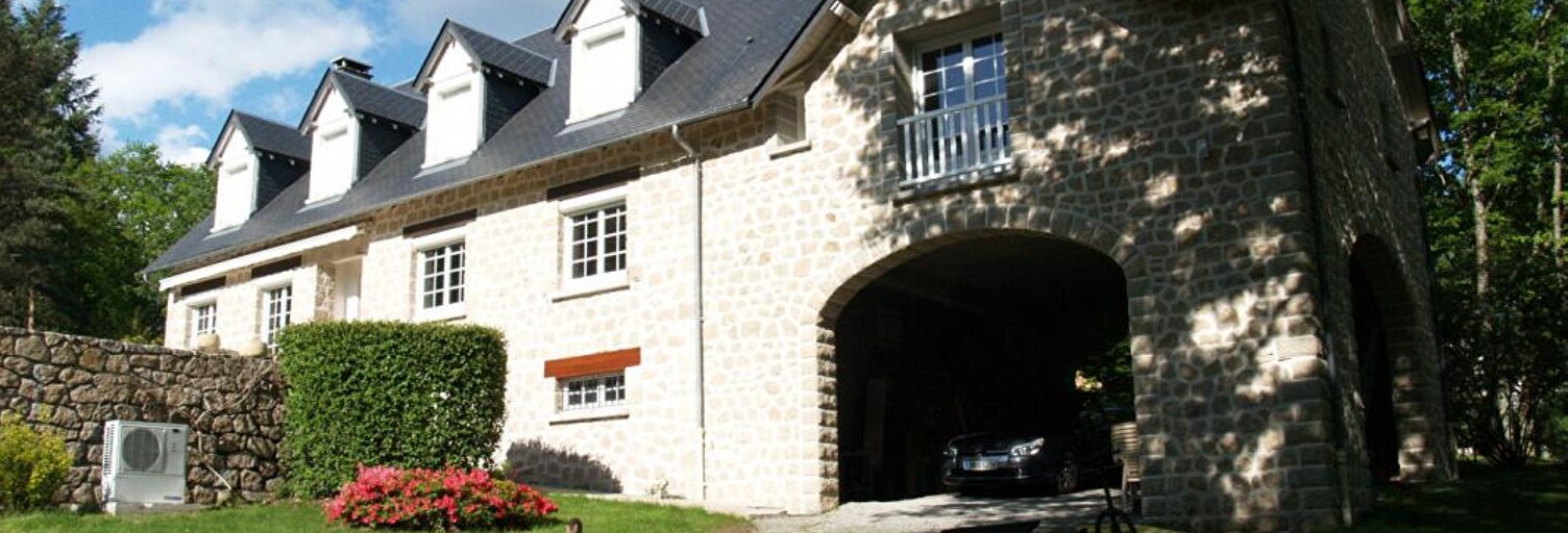 Maison 9 Pièces 268 m² à vendre à Sarran (19800)