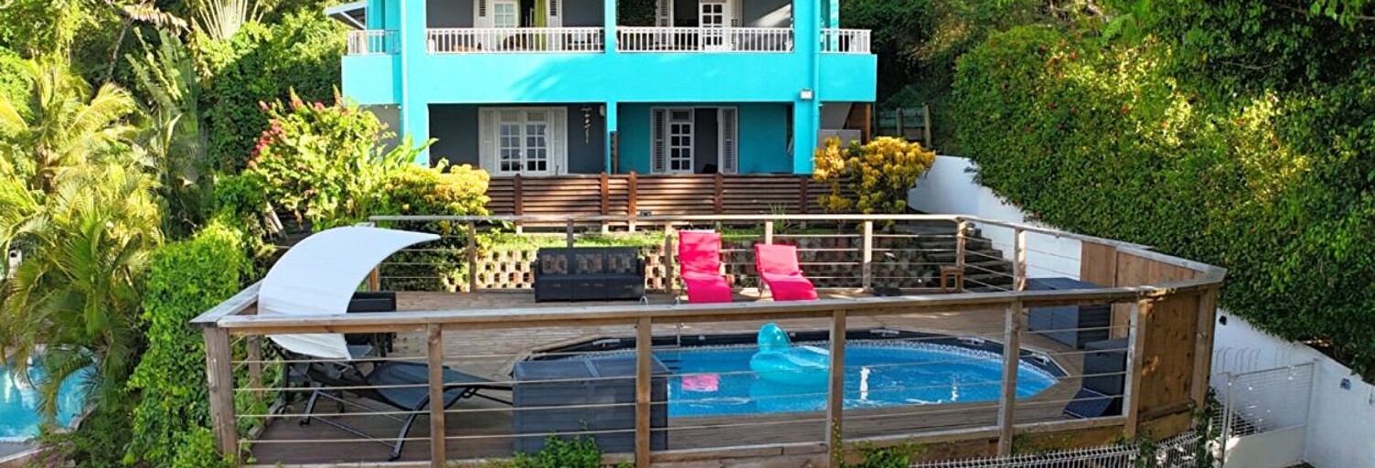 Immeuble  180 m² à vendre à Les Trois-Îlets (97229)