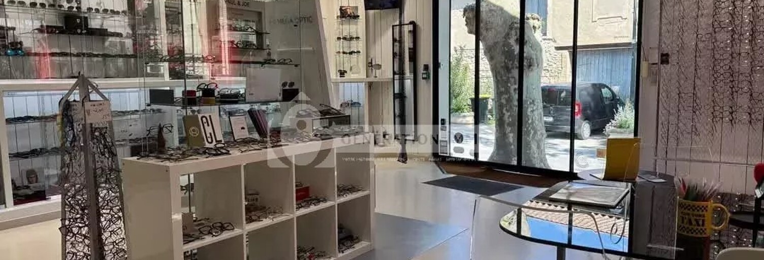 Commerce  90 m² à louer à Maussane-les-Alpilles (13520)