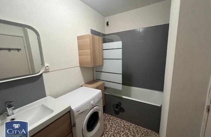 Location appartement 4 pièces 84 m² à La Riche (37520) — photo 4
