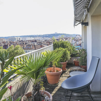 Appartement 4 pièces 288520 €