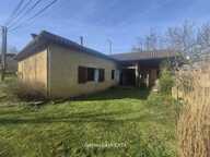 EXCLUSIVITÉ - Maison à rénover de 82 m² avec dépendance sur 5 700 m2 de jardin. — photo 4