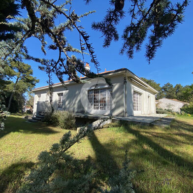 Maison 10 pièces 674900 €