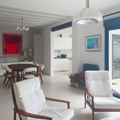 Maison 6 pièces 1089900 €