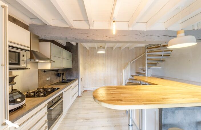 Maison en pierre de 4 pièces principales — photo 3