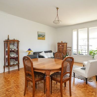 Appartement 4 pièces 314160 €