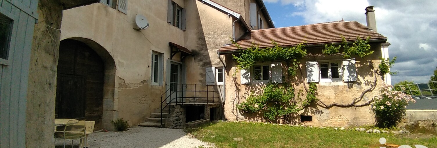 Immeuble  600 m² à vendre à Orgelet (39270)
