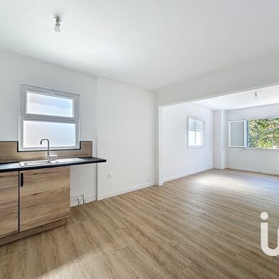 Appartement 4 pièces 157000 €