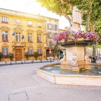 Commerce  143000 €