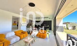 Maison 7 Pièces 220 m² à vendre à Peaugres (07340)