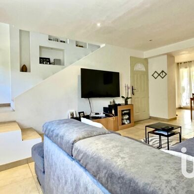 Appartement 4 pièces 225000 €