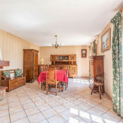 Maison 7 pièces 398500 €