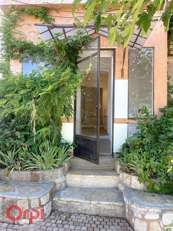 Photo Bien commercial à vendre au Castellet image 3/4