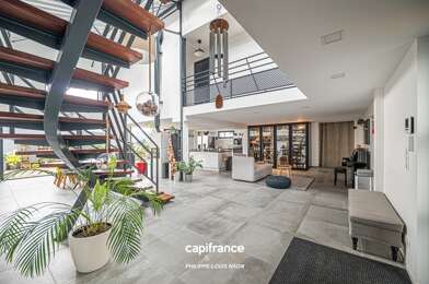 Maison 8 pièces 658000 €