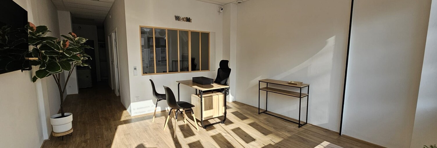 Divers  100 m² à louer à Décines-Charpieu (69150)